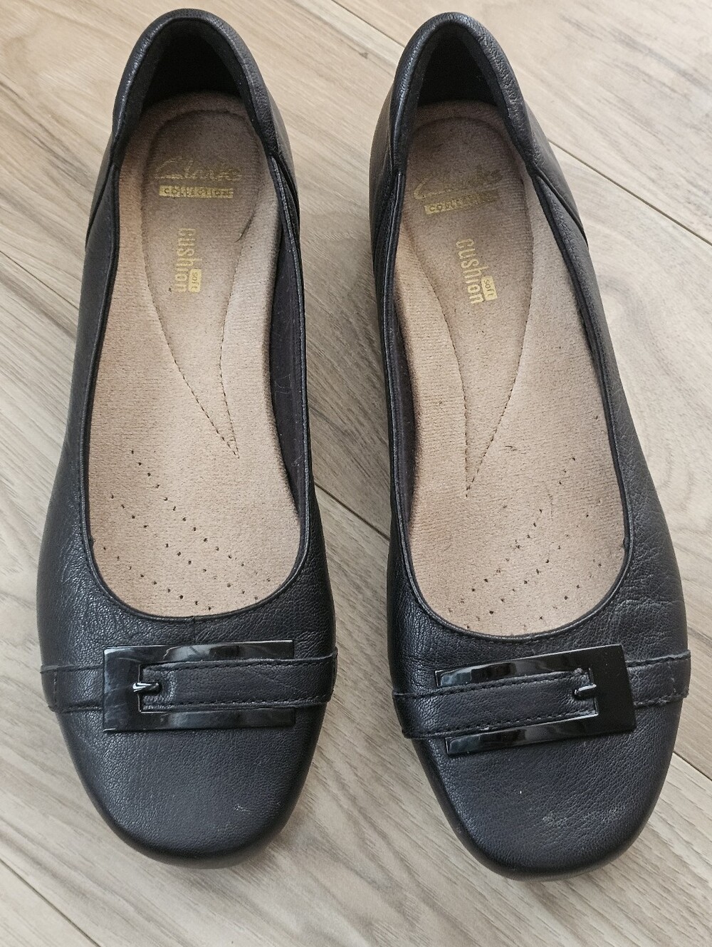 Clarks Black Leather Ballet Flats with Decorative Buckle